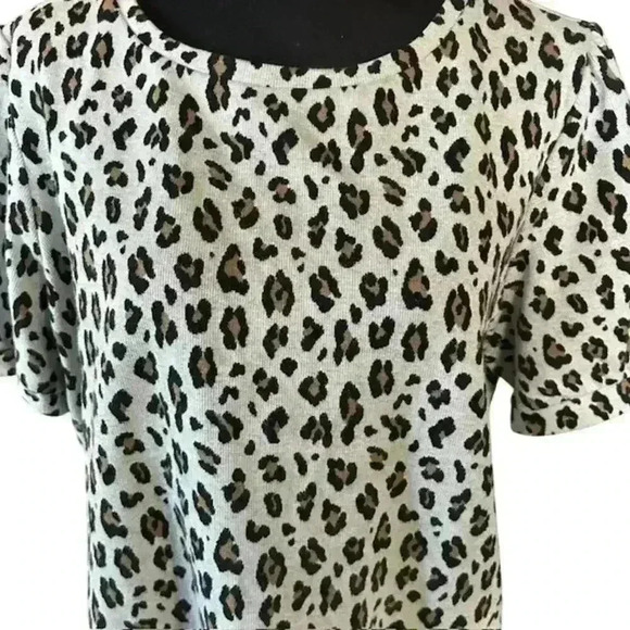 LOFT Plus Animal Print Puff Sleeve Top, size 14 - Picture 3 of 6